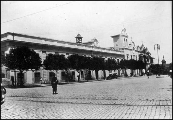 Academia de Direto, 1914 (legenda original). Álbum comparativo da cidade de São Paulo: 1862 – 1887 – 1914. São Paulo: Casa Duprat, 1914, v.1, p.16. Acervo da Biblioteca Municipal Mário de Andrade.